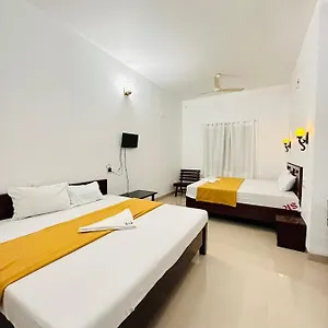 Pkn Homestay Kumily Thekkady